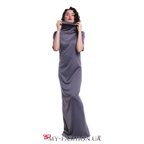 Платье спортивного стиля дымчато-серого цвета