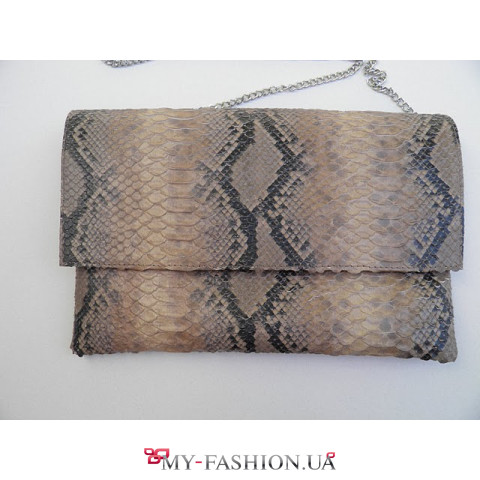 Классический клатч- сумка из перфорированной кожи под рептилию