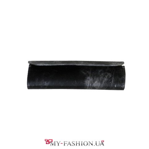 Клатч гранитной расцветкивыполнен из кожи на кожаной подкладке