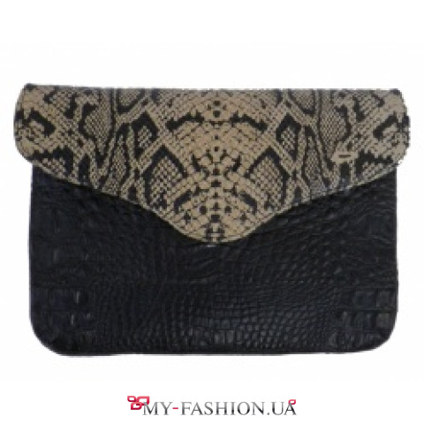 Комбинированный клатч из натуральной кожи с тиснением под кожу питона