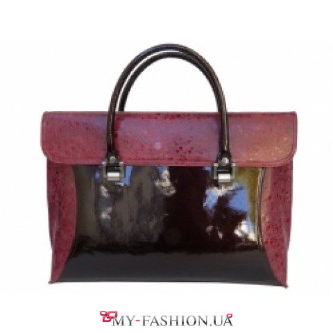 Сумка из натуральной лаковой и тисненой кожи