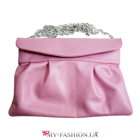 Элегантный кожаный клатч нежно-розового цвета Элегантный кожаный клатч нежно-розового цвета