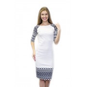 Белое платье-миди с синим орнаментом