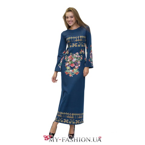 Голубое трикотажное длинное платье с цветами