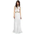 Лёгкое белое платье с яркими цветочными вставками