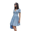 Голубое платье с короткой пышной юбкой