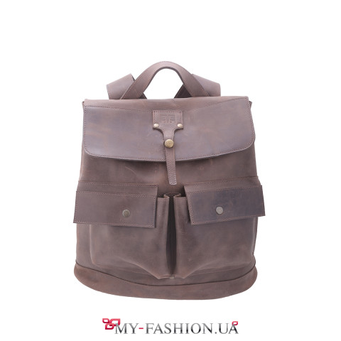 Вместительный кожаный рюкзак на две шлейки