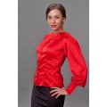 Блуза из красного атласа с расширенными рукавам