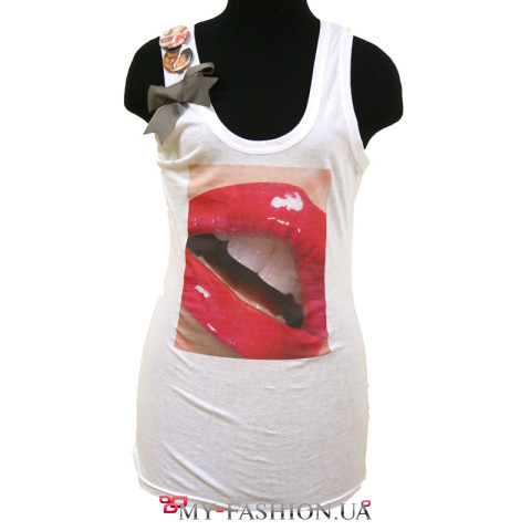 Майка белая с принтом сочные губки