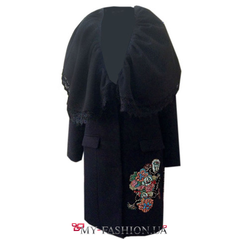 Кашемировое пальто с вышивкой ручной работы  Кашемировое пальто с вышивкой ручной работы