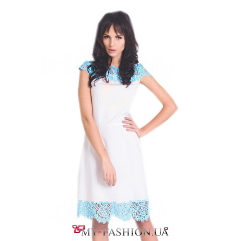 Нежное платье романтичного кроя