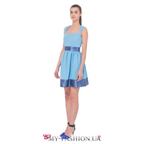 Восхитительное летнее платье с открытой спиной