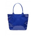 Стильная лаковая сумка синего цвета