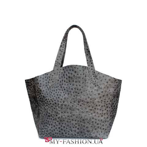 Чёрная сумка с тиснением под кожу страуса