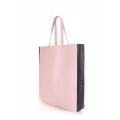 Стильная сумка нежного розового цвета с чёрными вставками