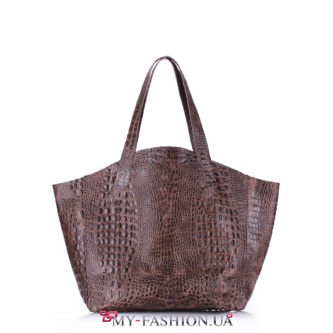 Вместительная кожаная сумка коричневого цвета без подкладки