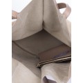 Лаконичная сумка-мешок оригинального кроя