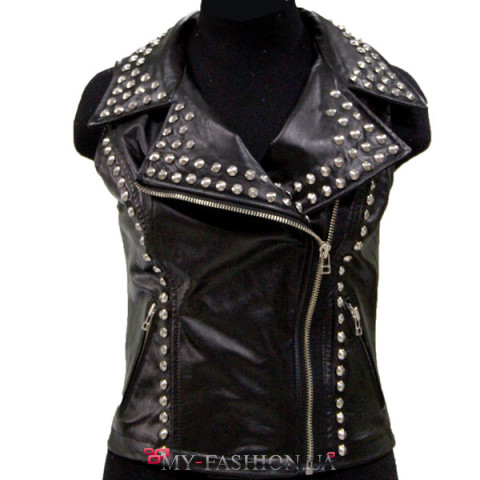 Жилеты кожаный с кнопками