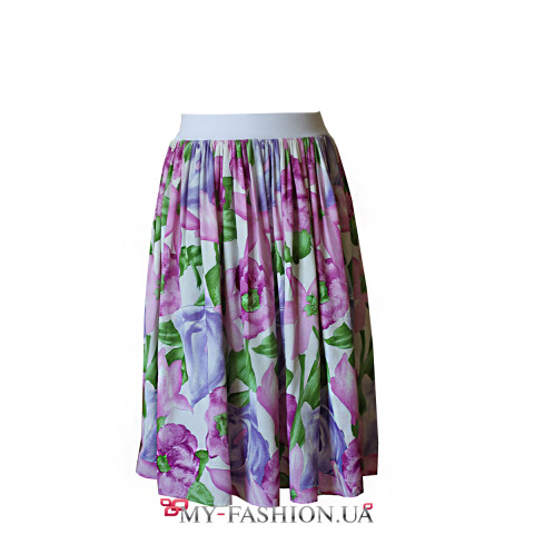 Красивая летняя юбка с цветочным узором