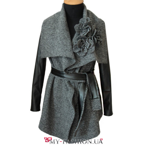 Короткое молодёжное пальто из тёплой валяной шерсти