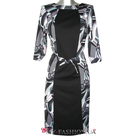 Трикотажное платье с геометрическим узором
