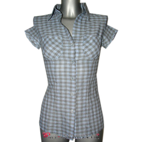 Удлинённая женская рубашка в клетку