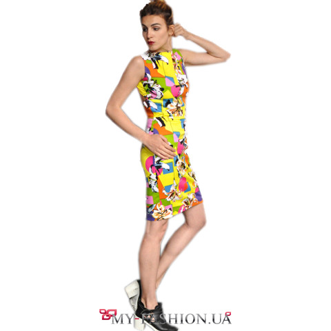 Яркое летнее хлопковое платье с открытой спиной