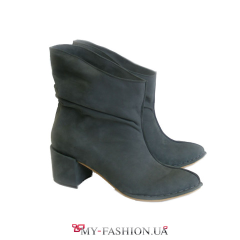 Женские полусапожки свободного покроя