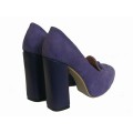 Женские фиолетовые туфли с декоративным язычком