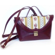 Строгая сумка-портфель с текстильным декором